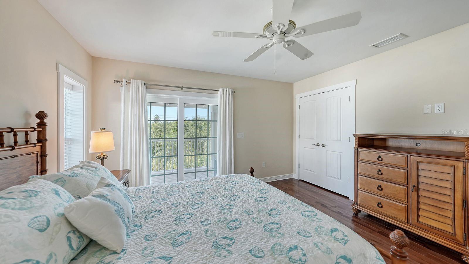 CONRAD BEACH - Residential