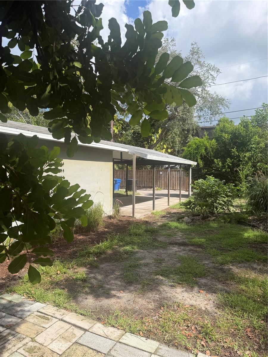 Photo of 215 24th Avenue N, St Petersburg, FL 33704 (MLS # TB8550953)