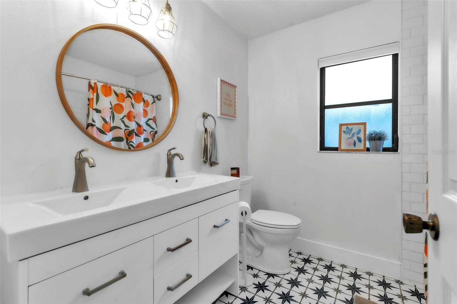 WOODGATE PH 01 - Residential