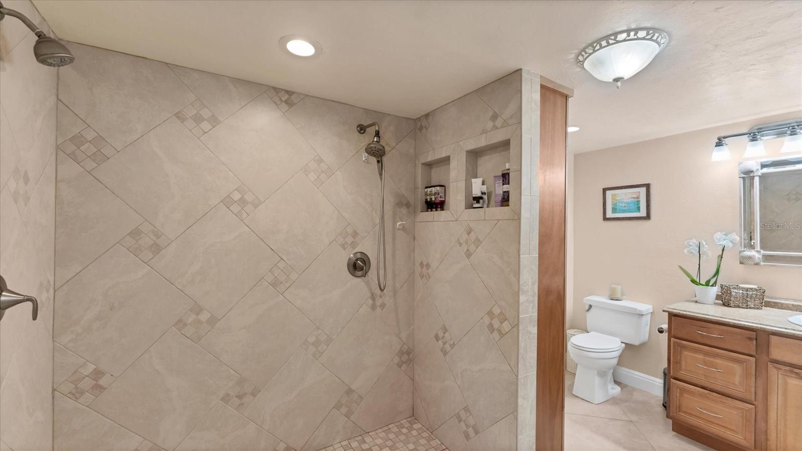 TURTLE CREEK - Residential