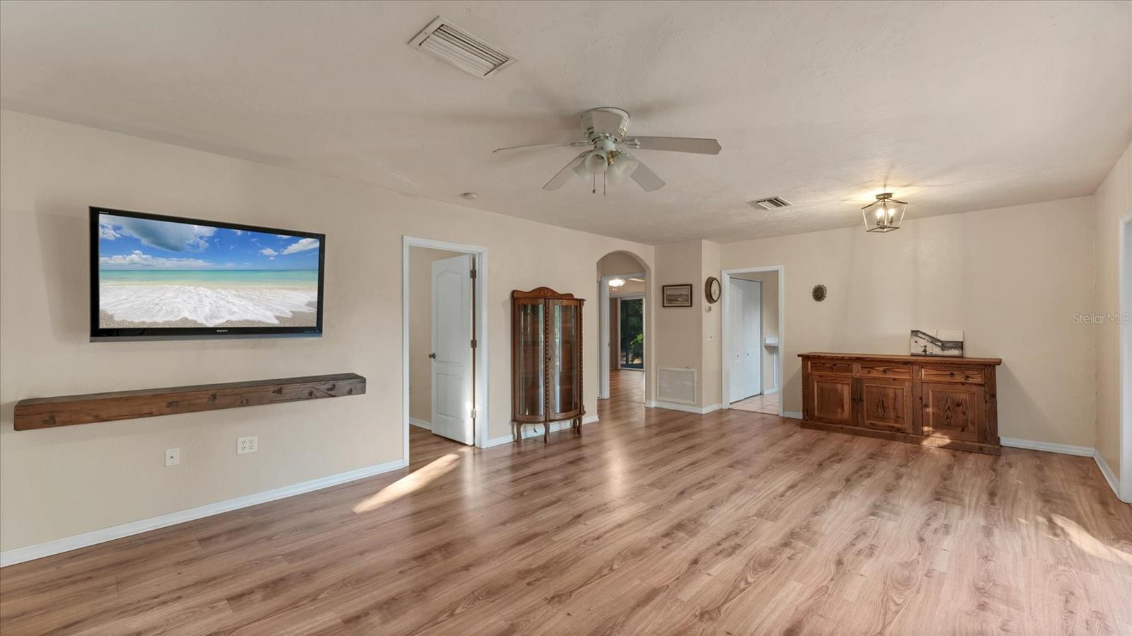 TURTLE CREEK - Residential