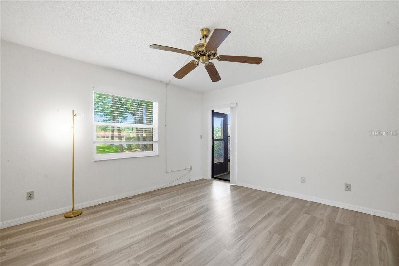 FARRELL PARK CONDO - Residential