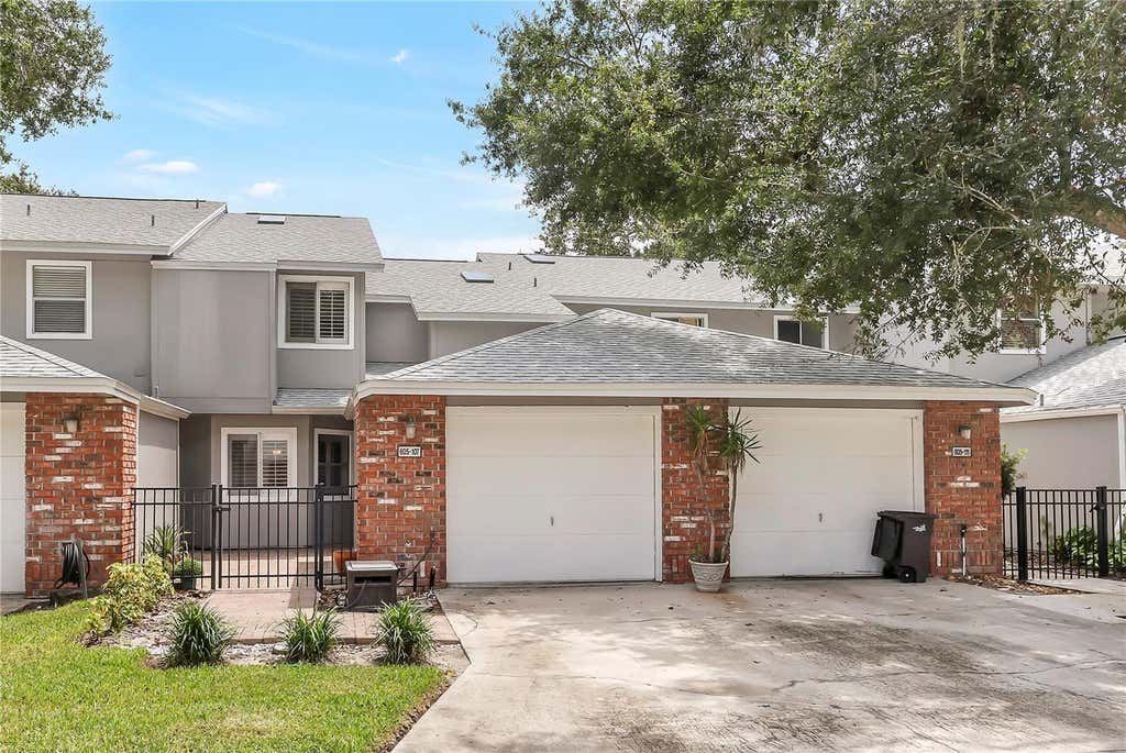 Photo of 605 Chestnut Oak Circle #107, Altamonte Springs, FL 32701 (MLS # O6435932)