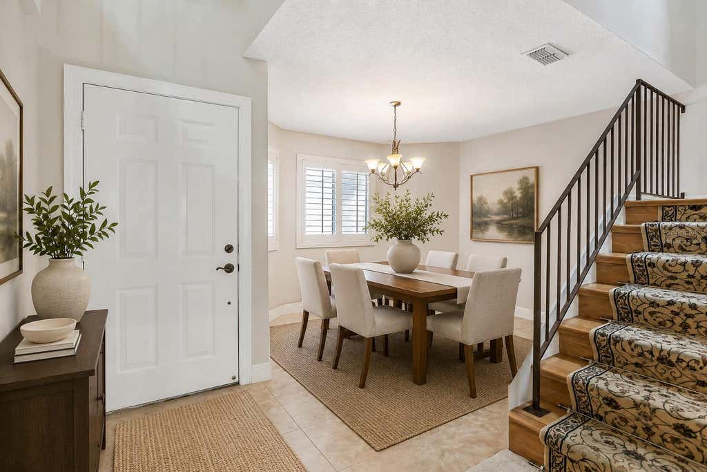 Photo of 605 Chestnut Oak Circle #107, Altamonte Springs, FL 32701 (MLS # O6435932)