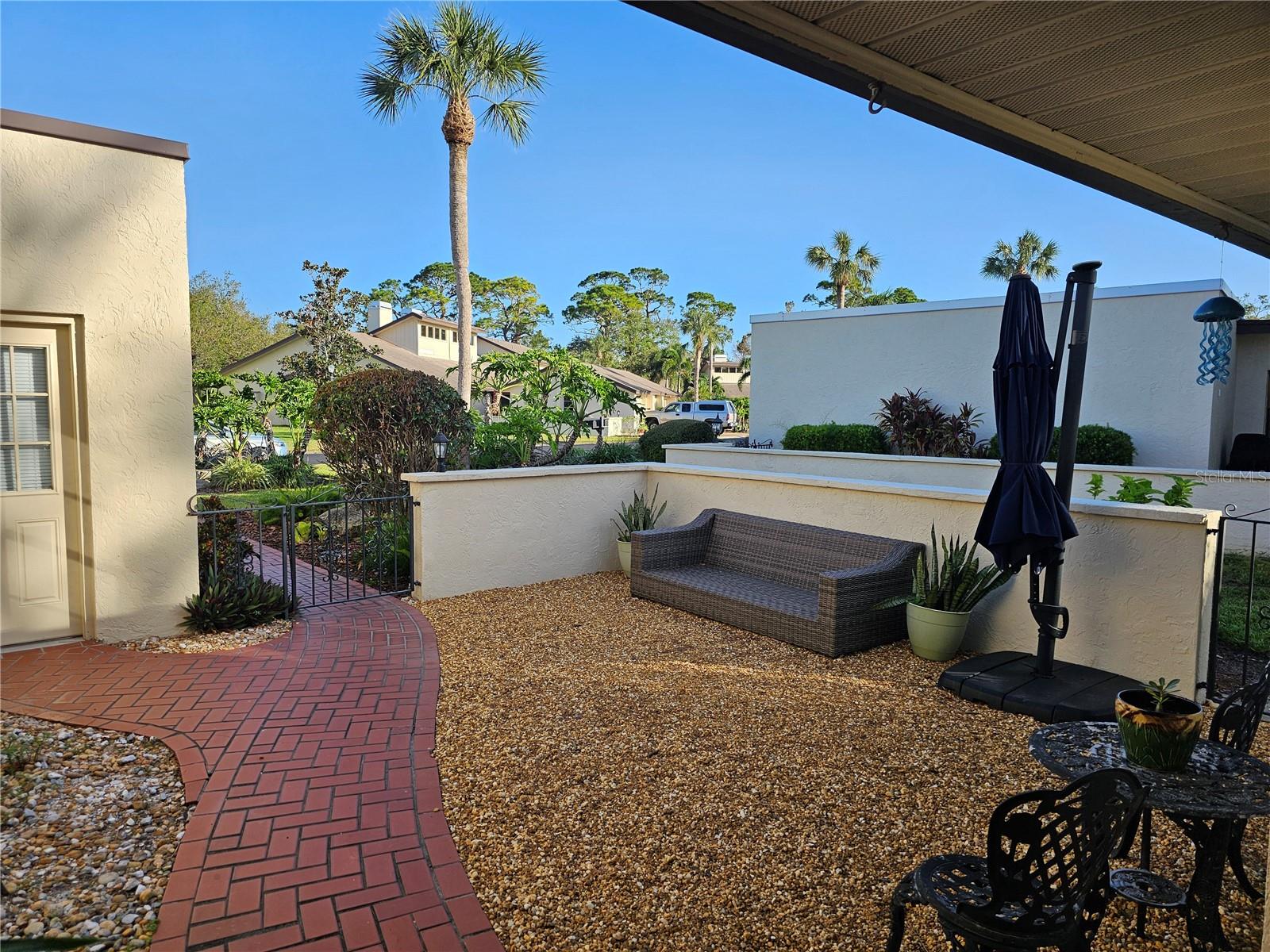 4522 LA JOLLA DRIVE