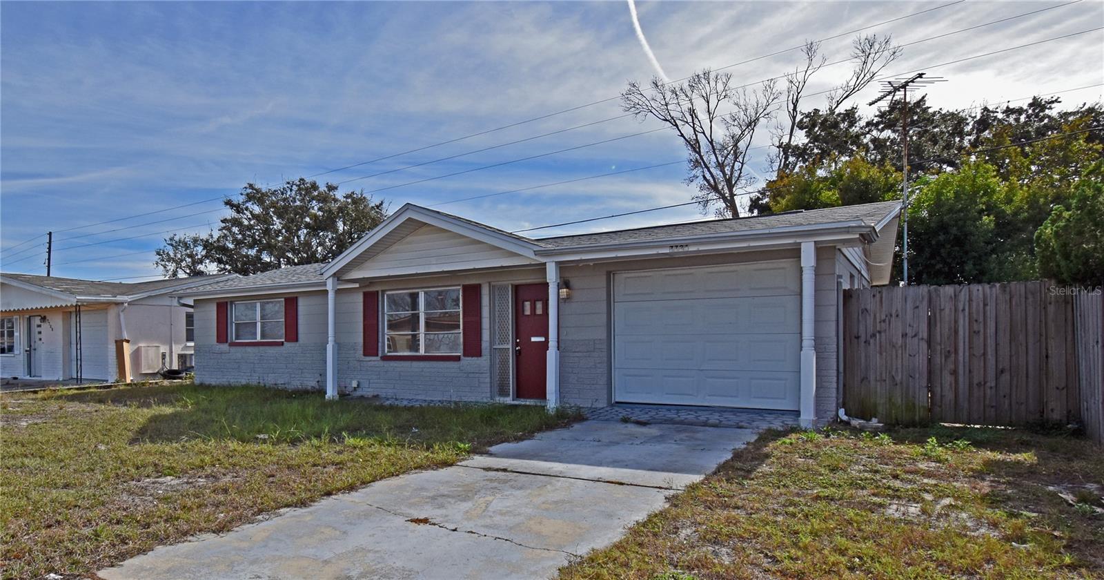 HOLIDAY HILL ESTATES - Residential Lease