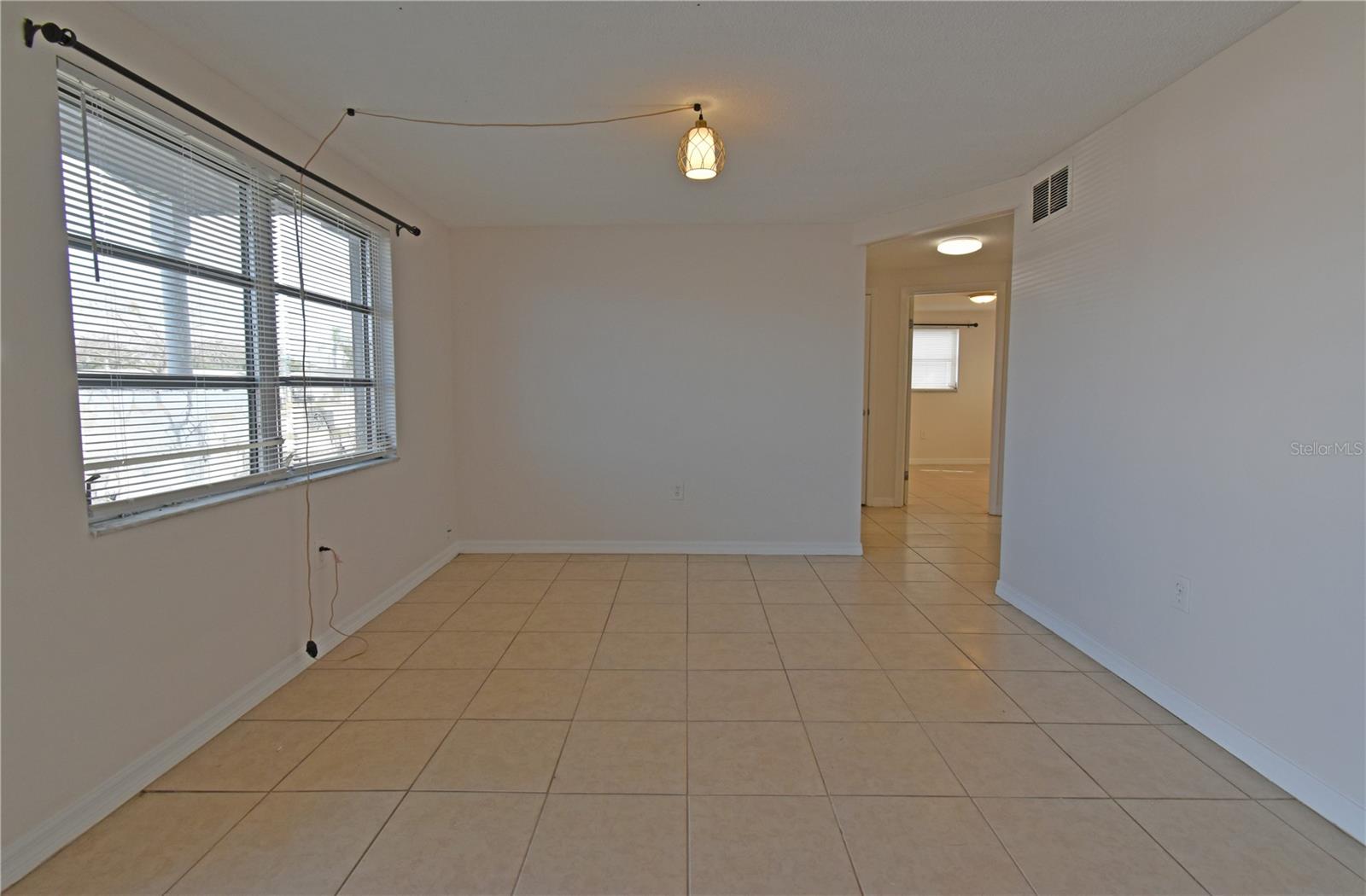 HOLIDAY HILL ESTATES - Residential Lease