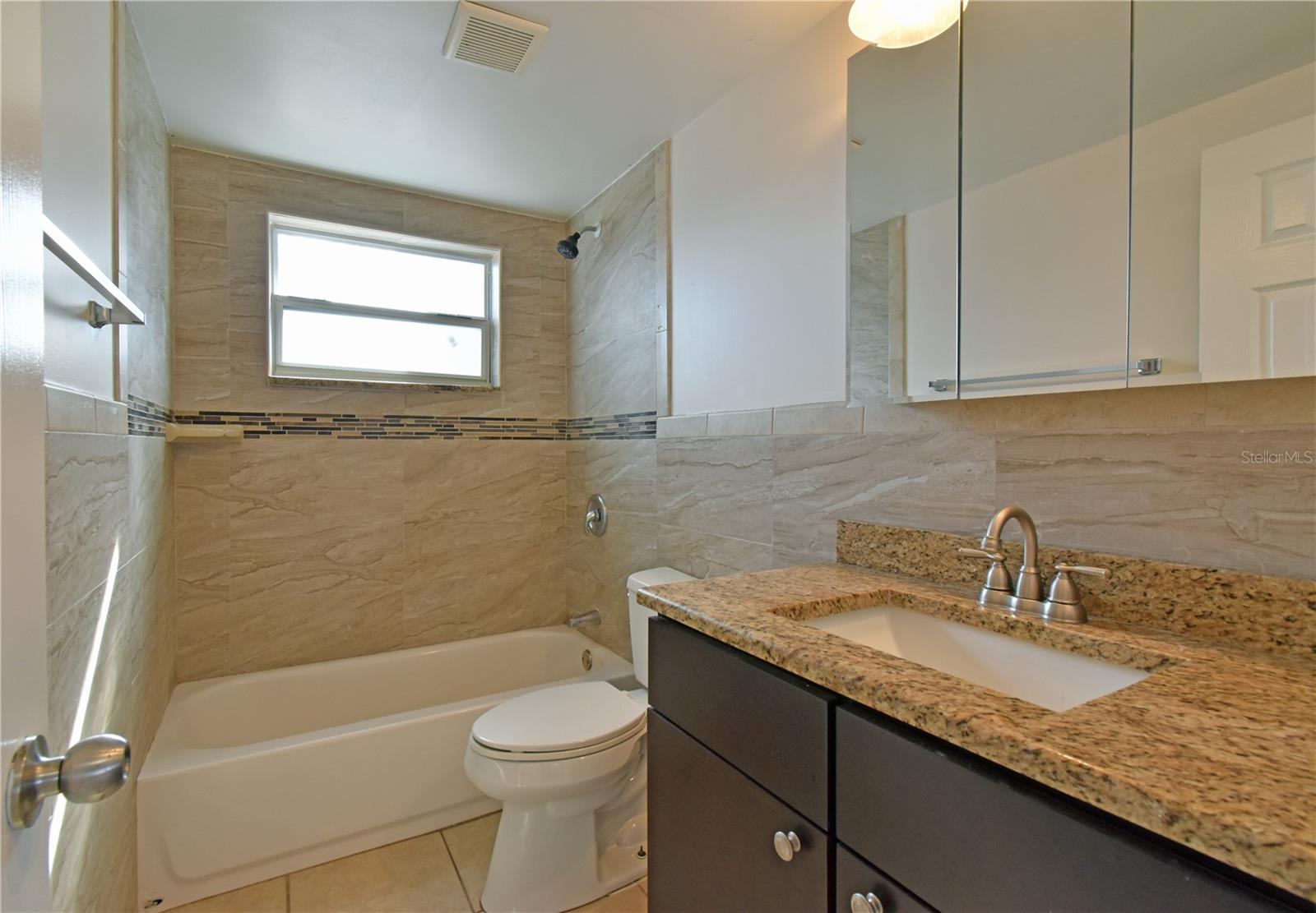 HOLIDAY HILL ESTATES - Residential Lease