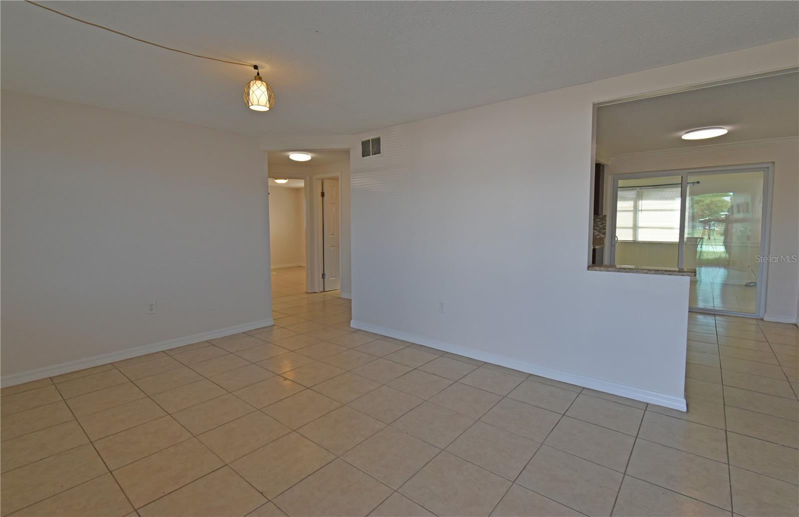 HOLIDAY HILL ESTATES - Residential Lease