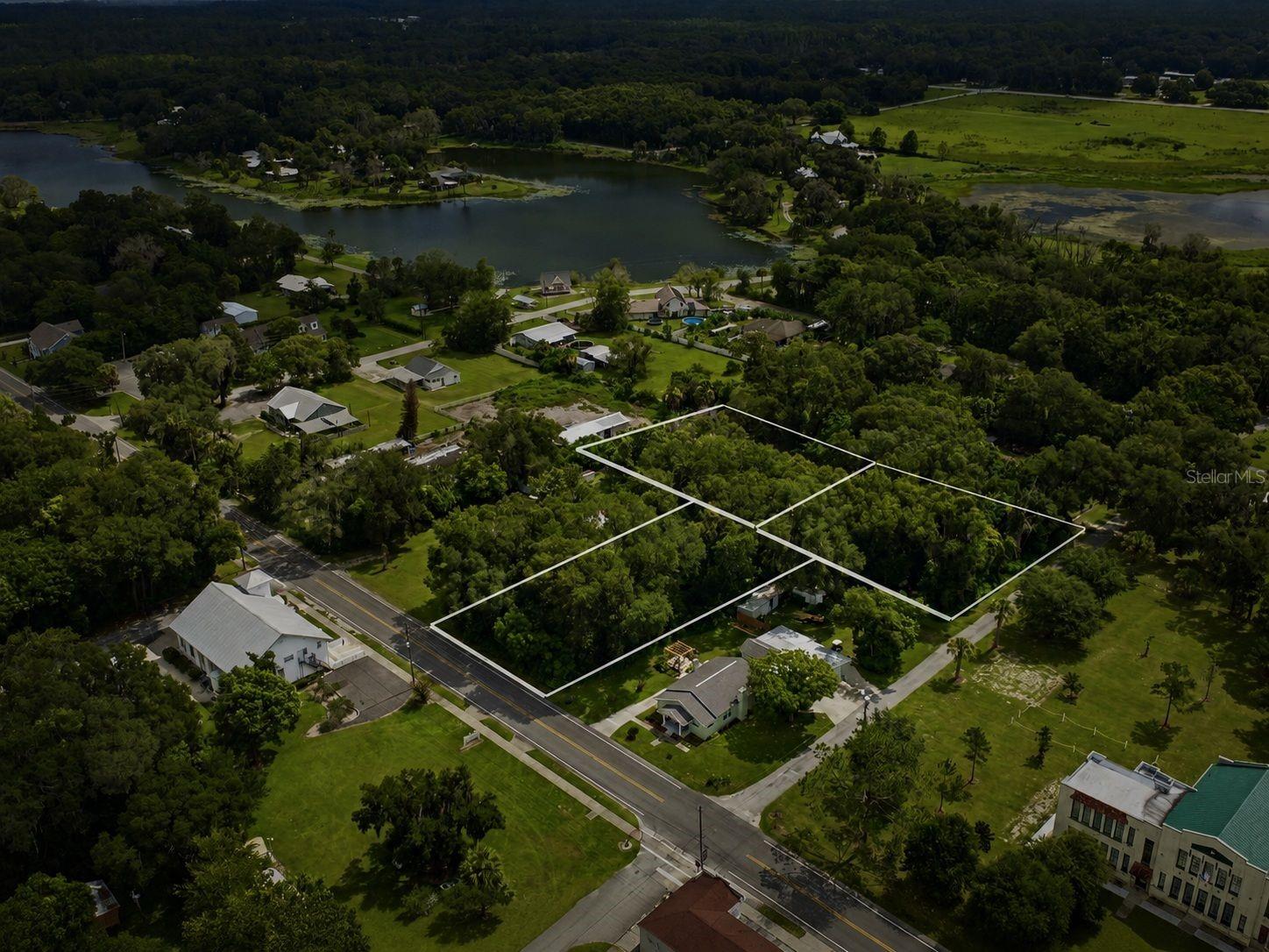 S LAKEVIEW DRIVE