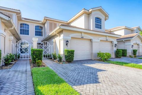 4487 CINNAMON DRIVE 2604 SARASOTA FL 34238