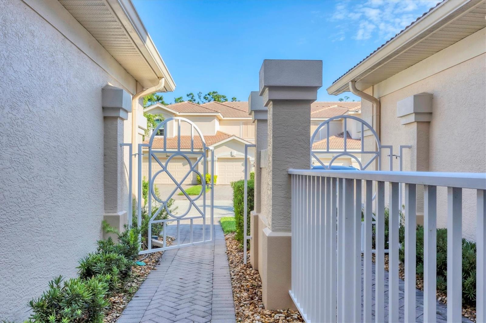 4487 CINNAMON DRIVE 2604