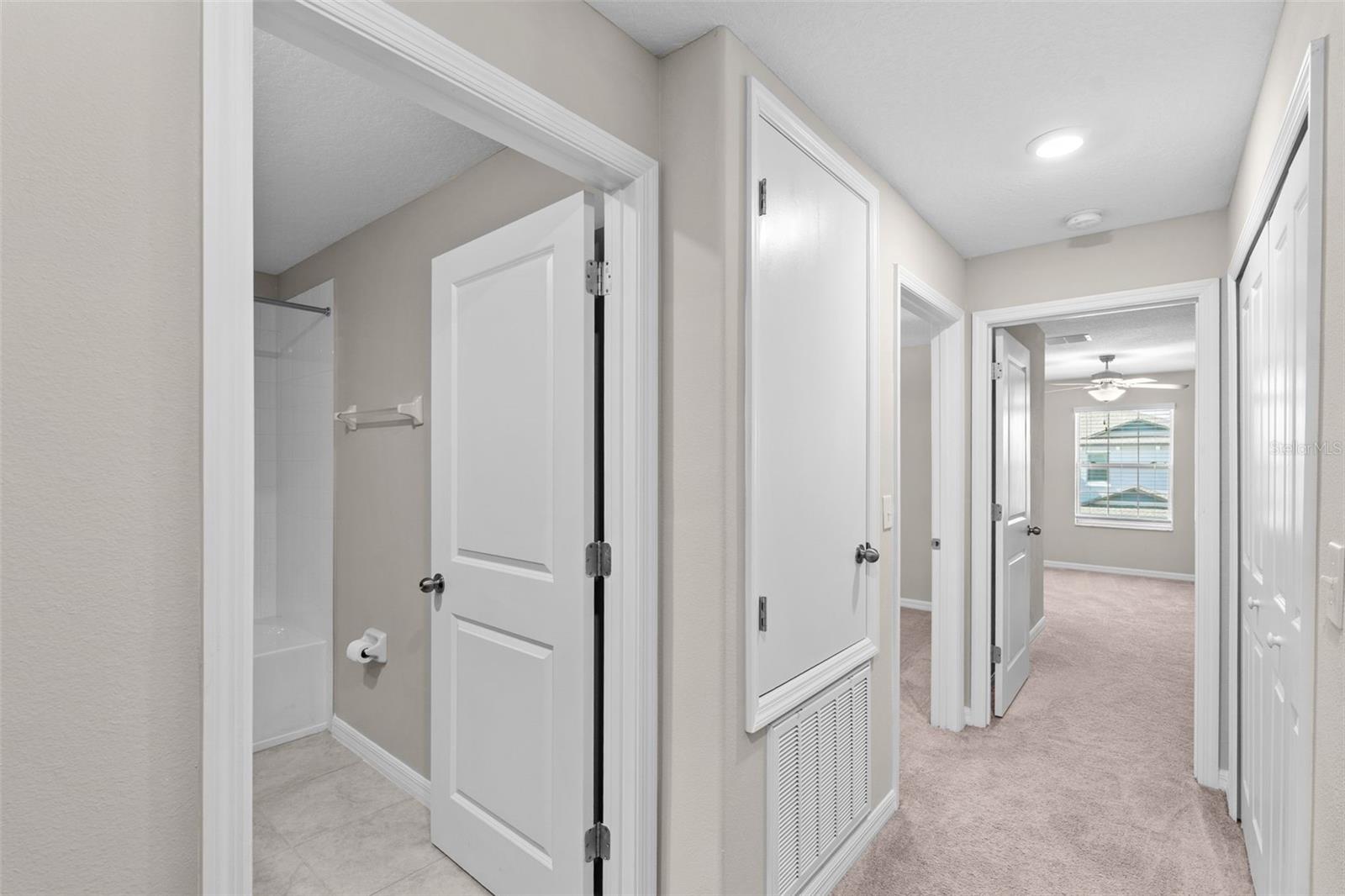 GLENCOVE AT BAY PARK - Residential