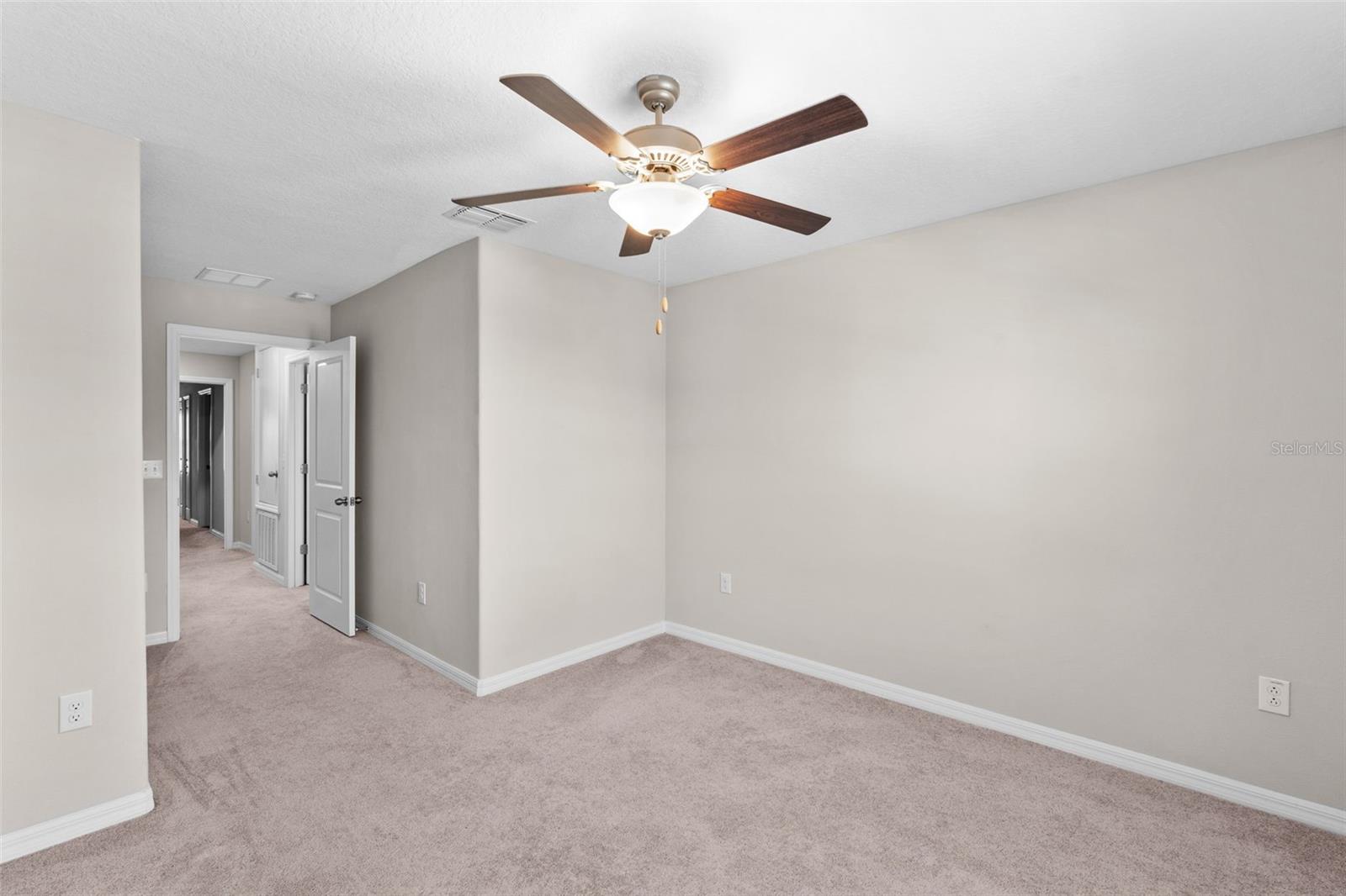 GLENCOVE AT BAY PARK - Residential