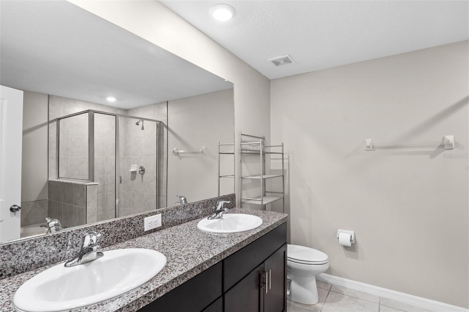 GLENCOVE AT BAY PARK - Residential