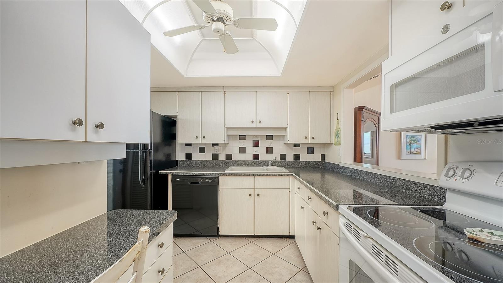 BAHIA MAR - Residential