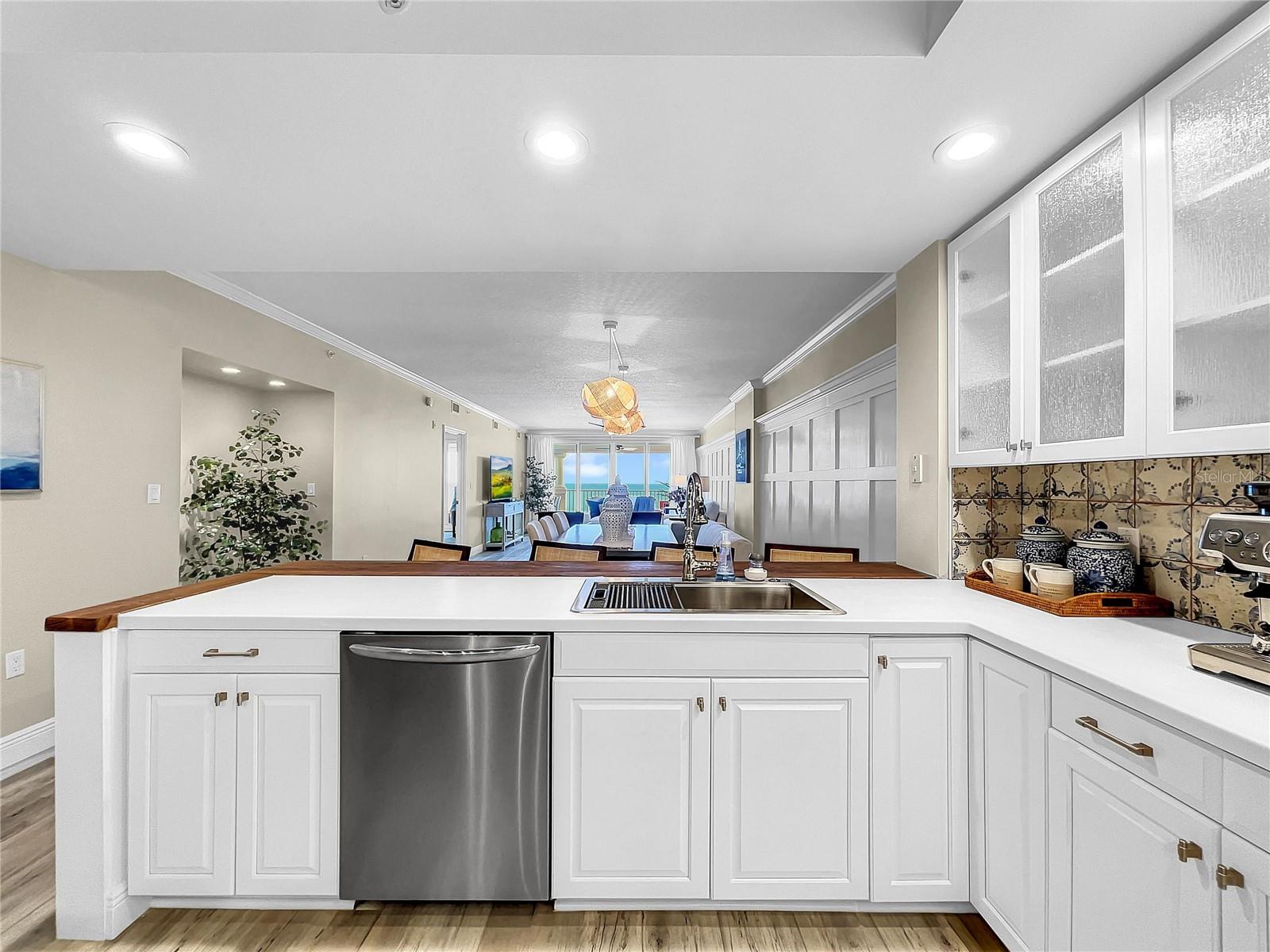 BELLA ROSA CONDO - Residential