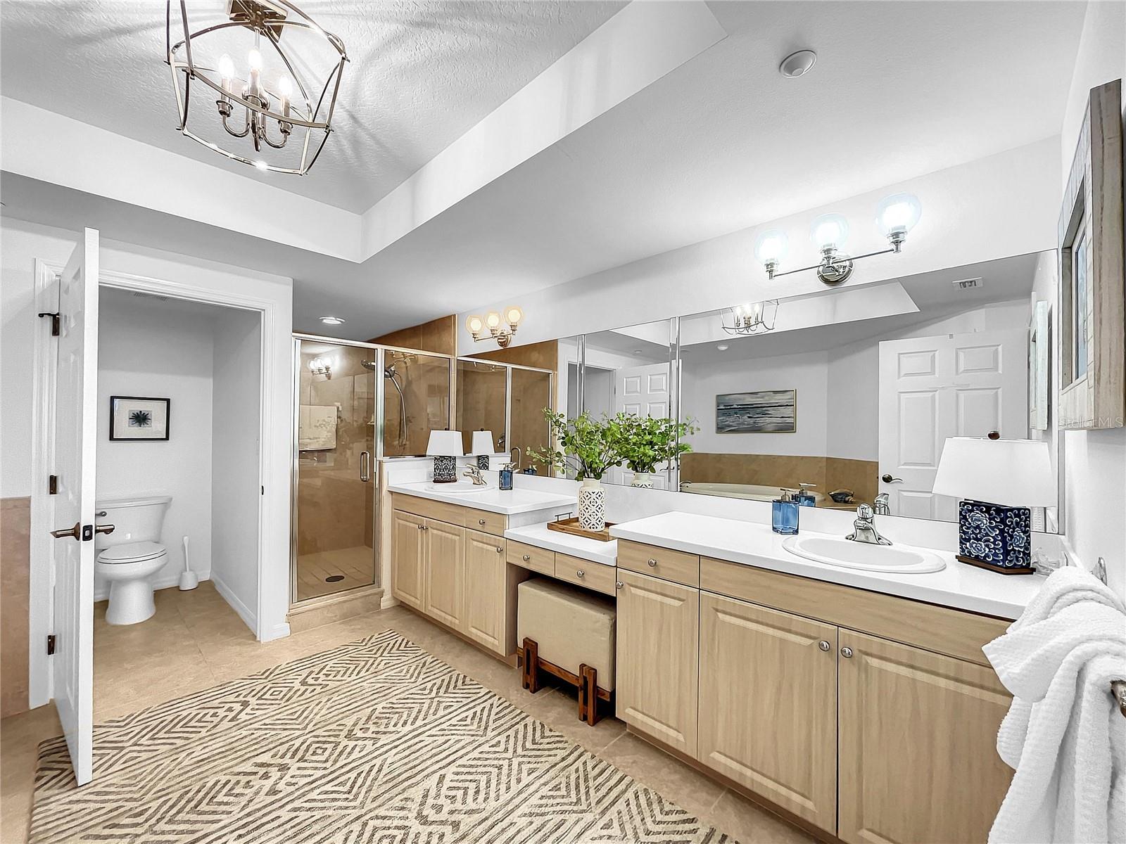 BELLA ROSA CONDO - Residential