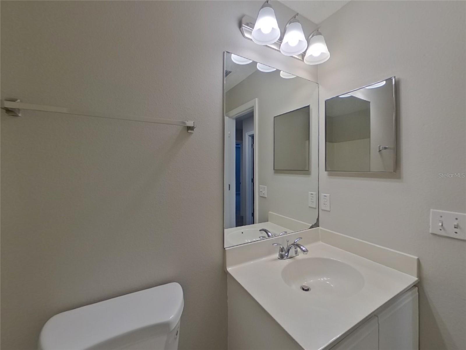 ENCLAVE PH 02 - Residential Lease