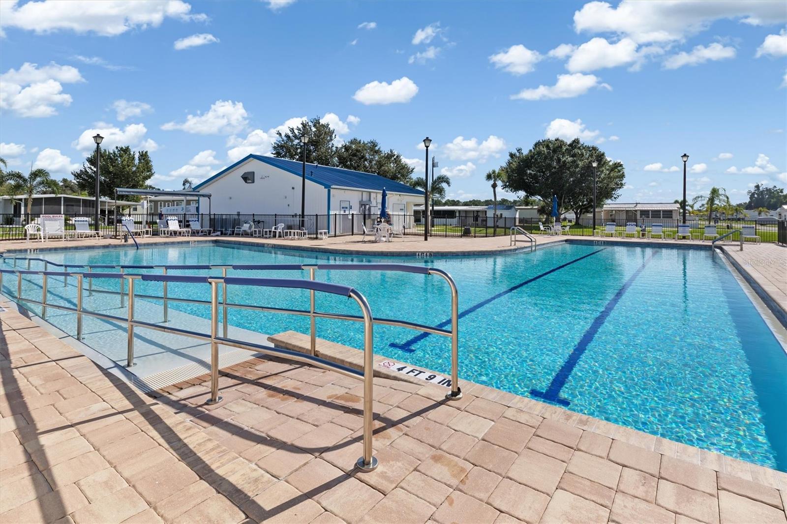 ALLIGATOR PARK COOP - Residential
