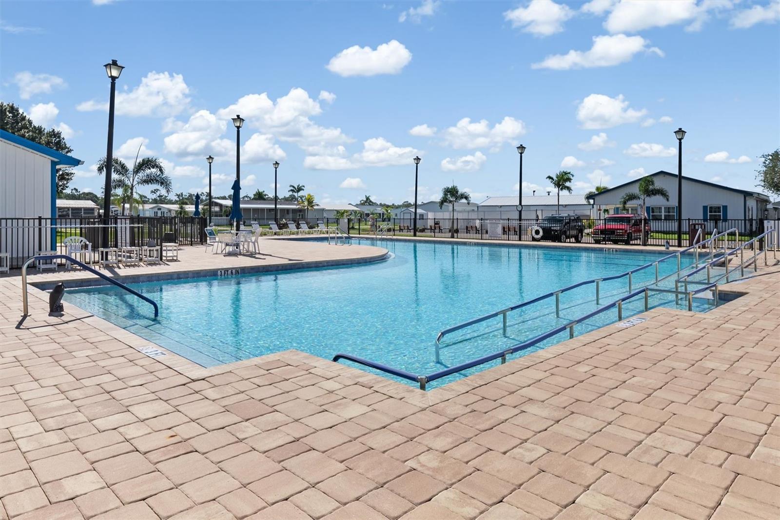 ALLIGATOR PARK COOP - Residential