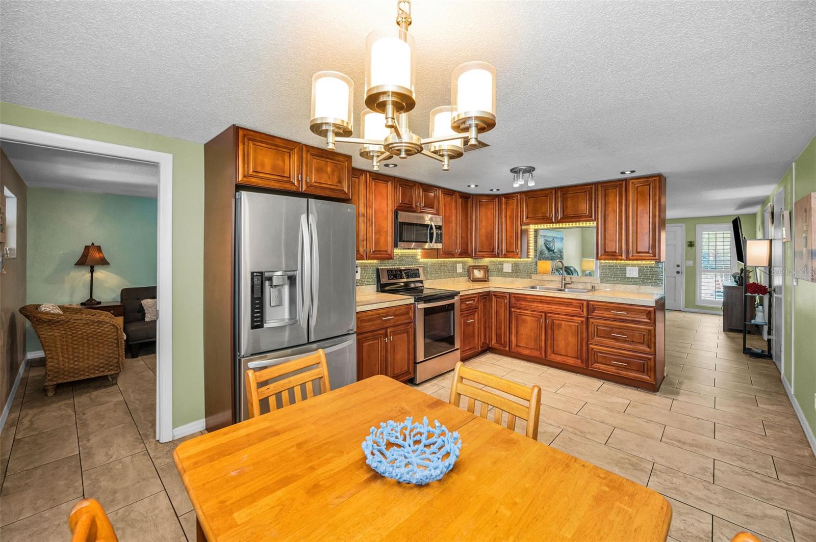 UNION PARK VILLAS UNREC - Residential Lease