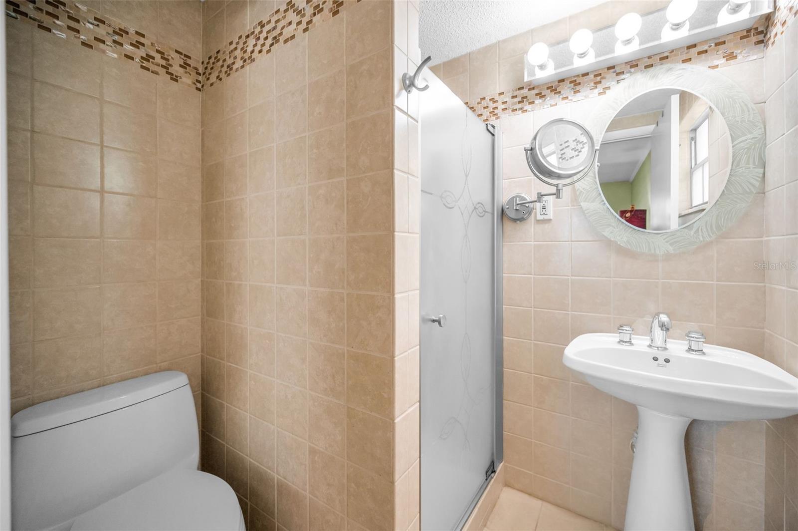 UNION PARK VILLAS UNREC - Residential Lease