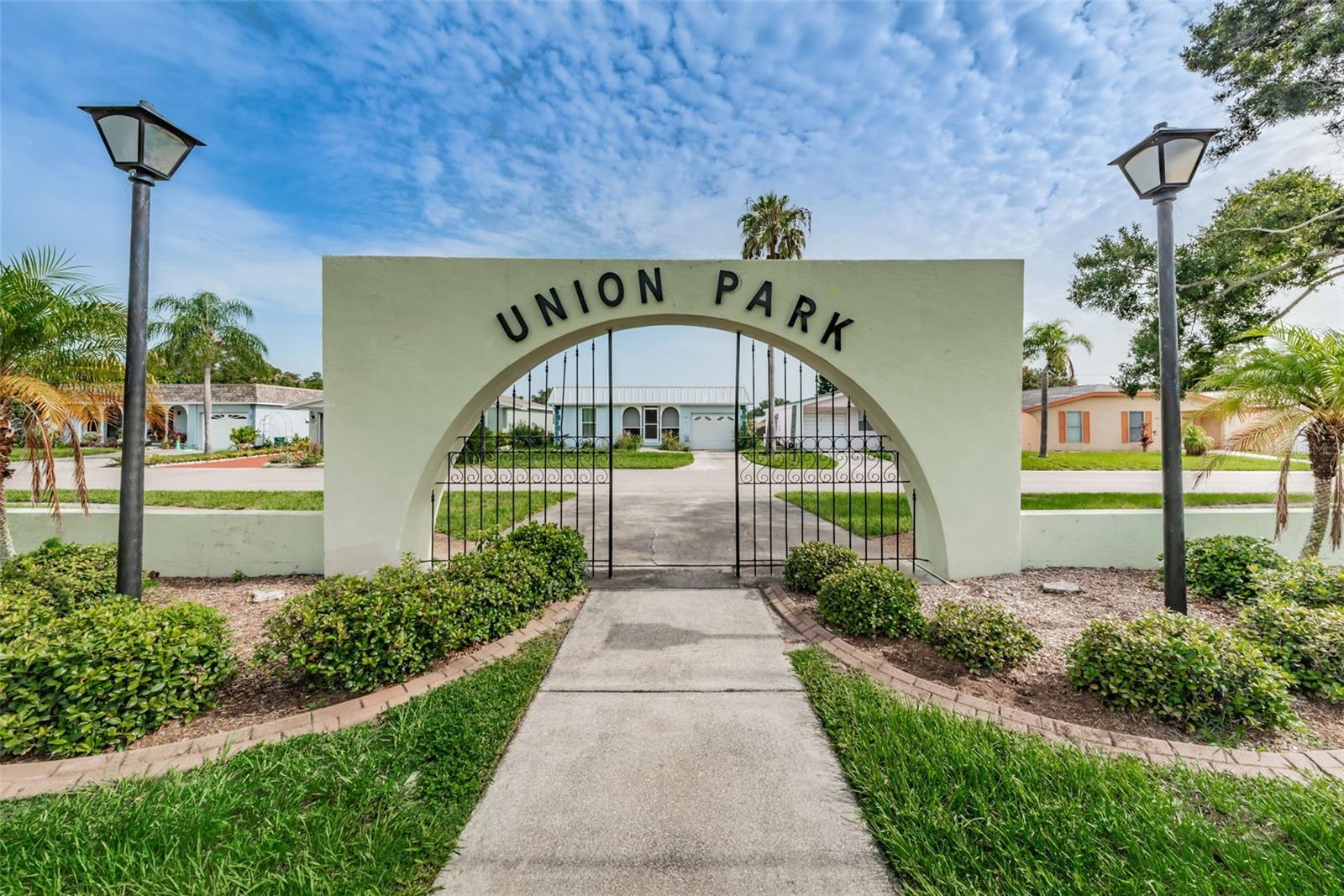 UNION PARK VILLAS UNREC - Residential Lease