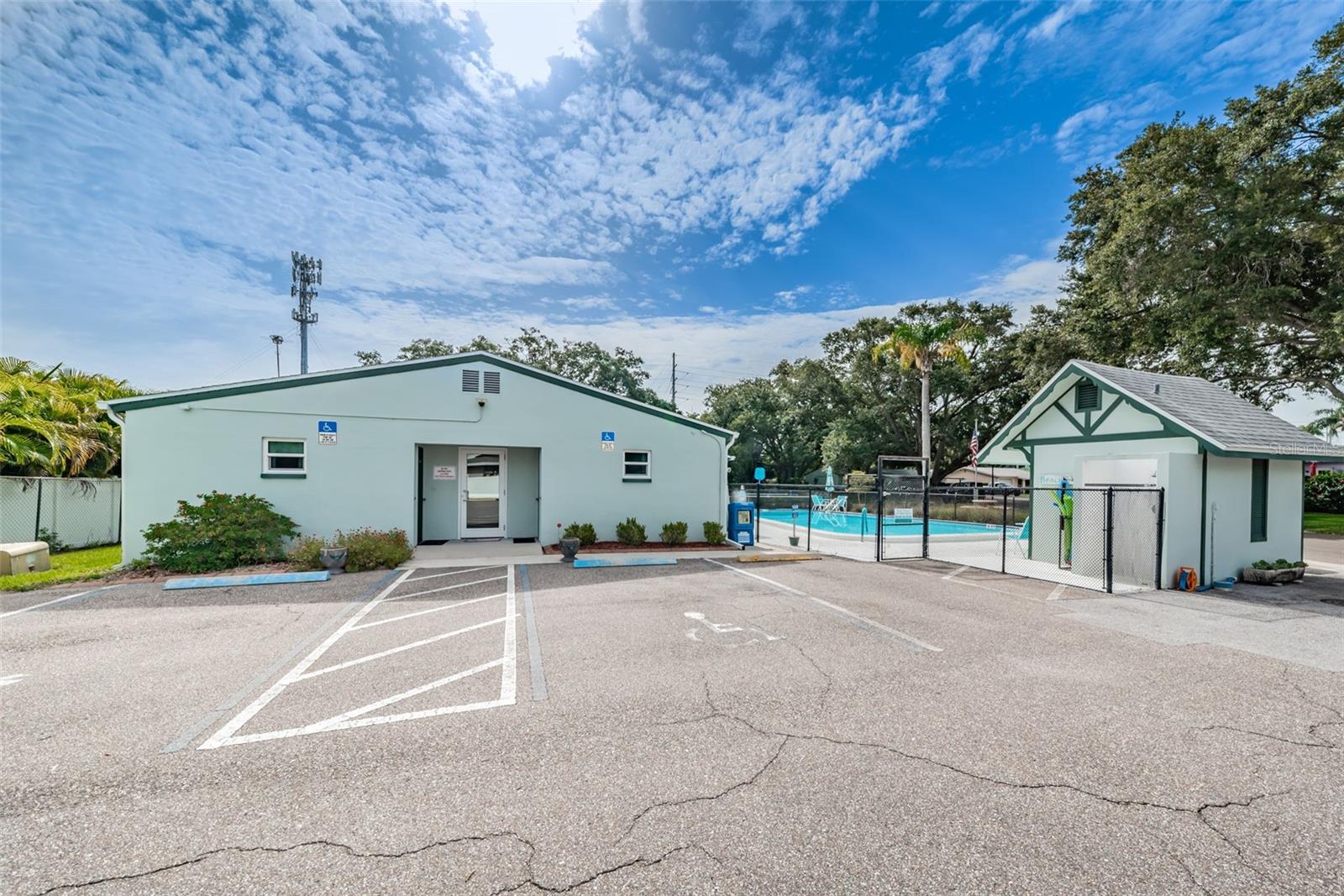 UNION PARK VILLAS UNREC - Residential Lease