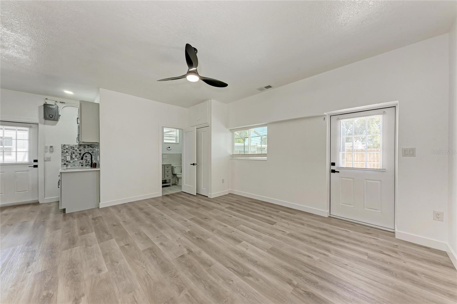 RIDGEWOOD - Residential