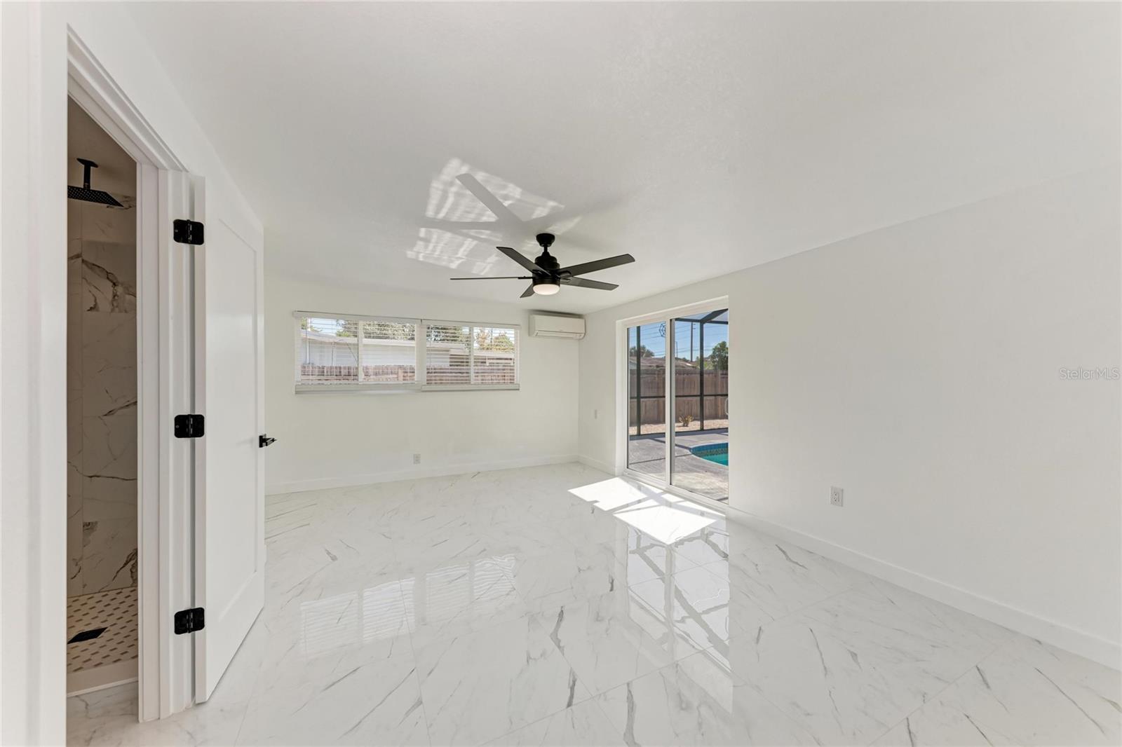 RIDGEWOOD - Residential