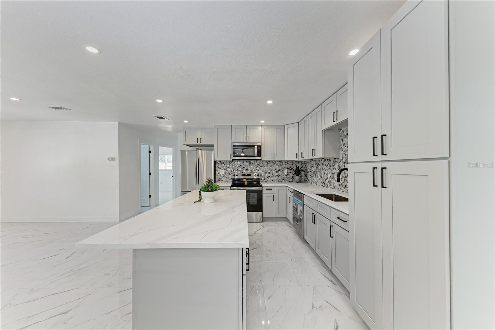 RIDGEWOOD - Residential