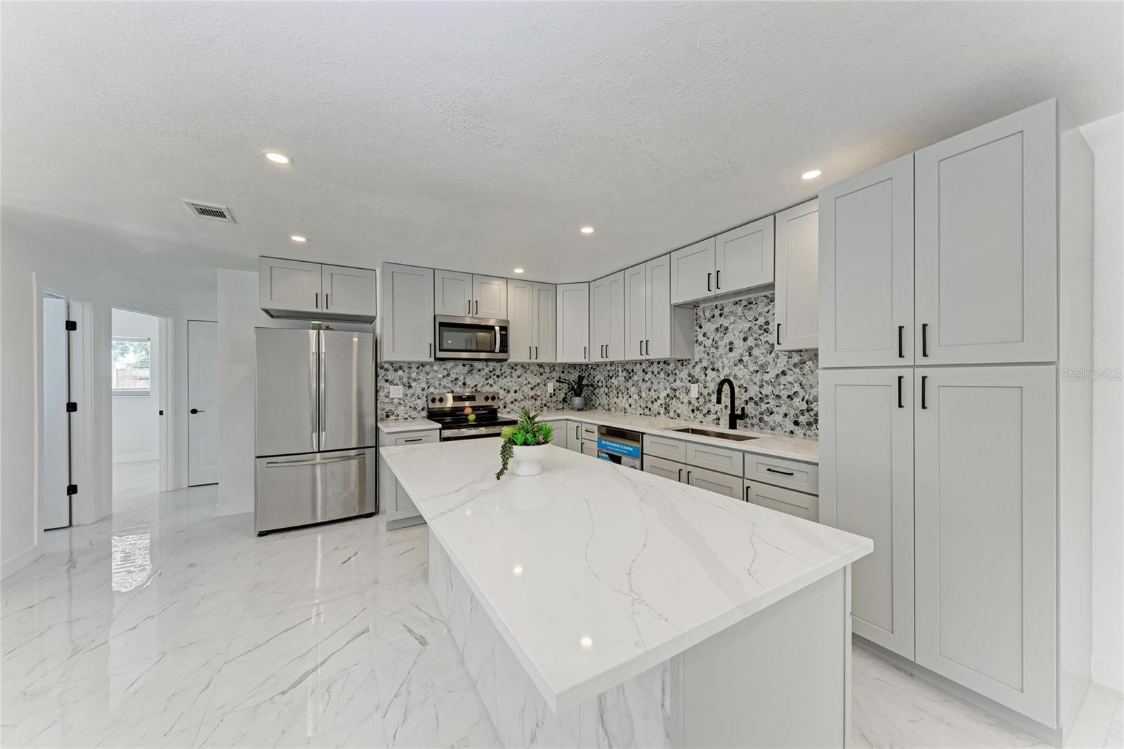 RIDGEWOOD - Residential