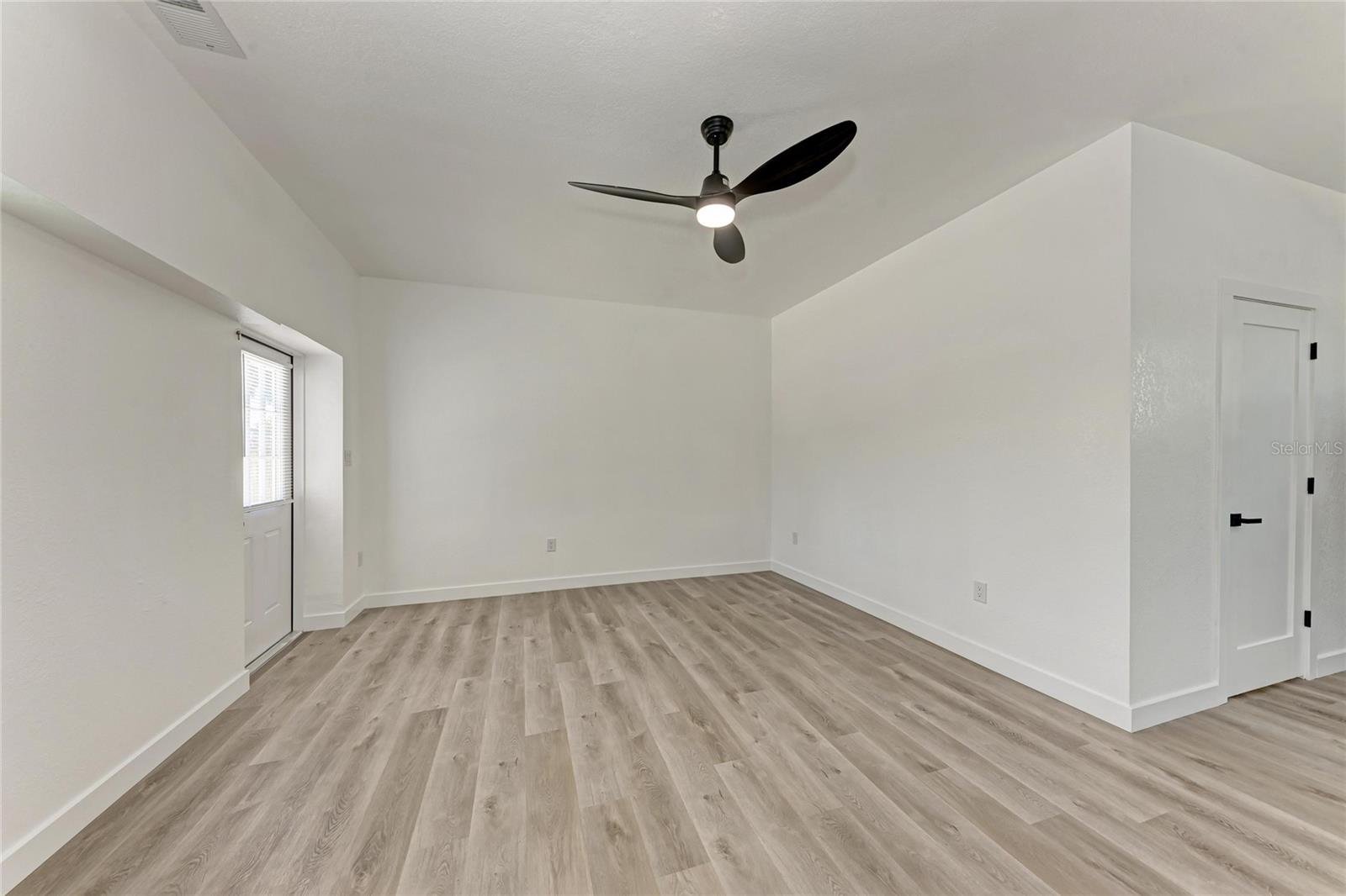 RIDGEWOOD - Residential