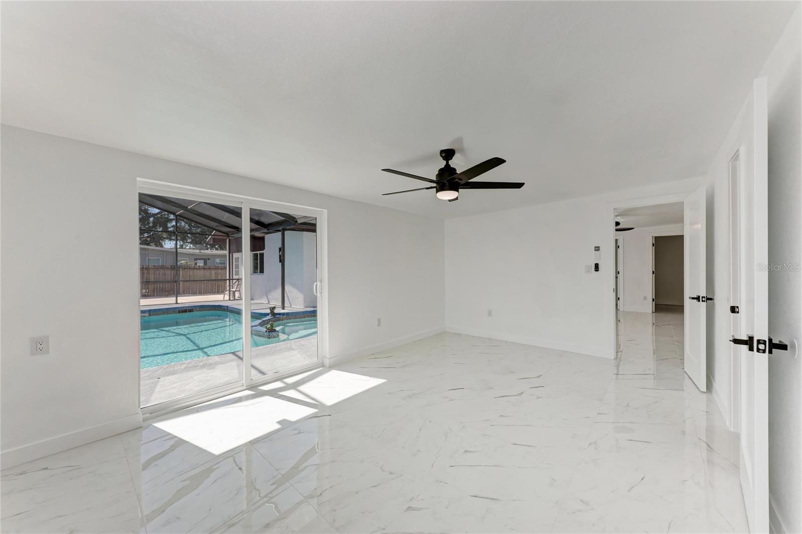 RIDGEWOOD - Residential