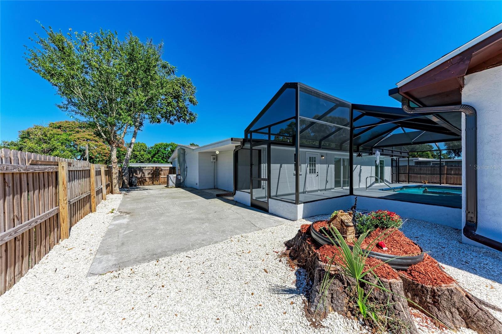 RIDGEWOOD - Residential