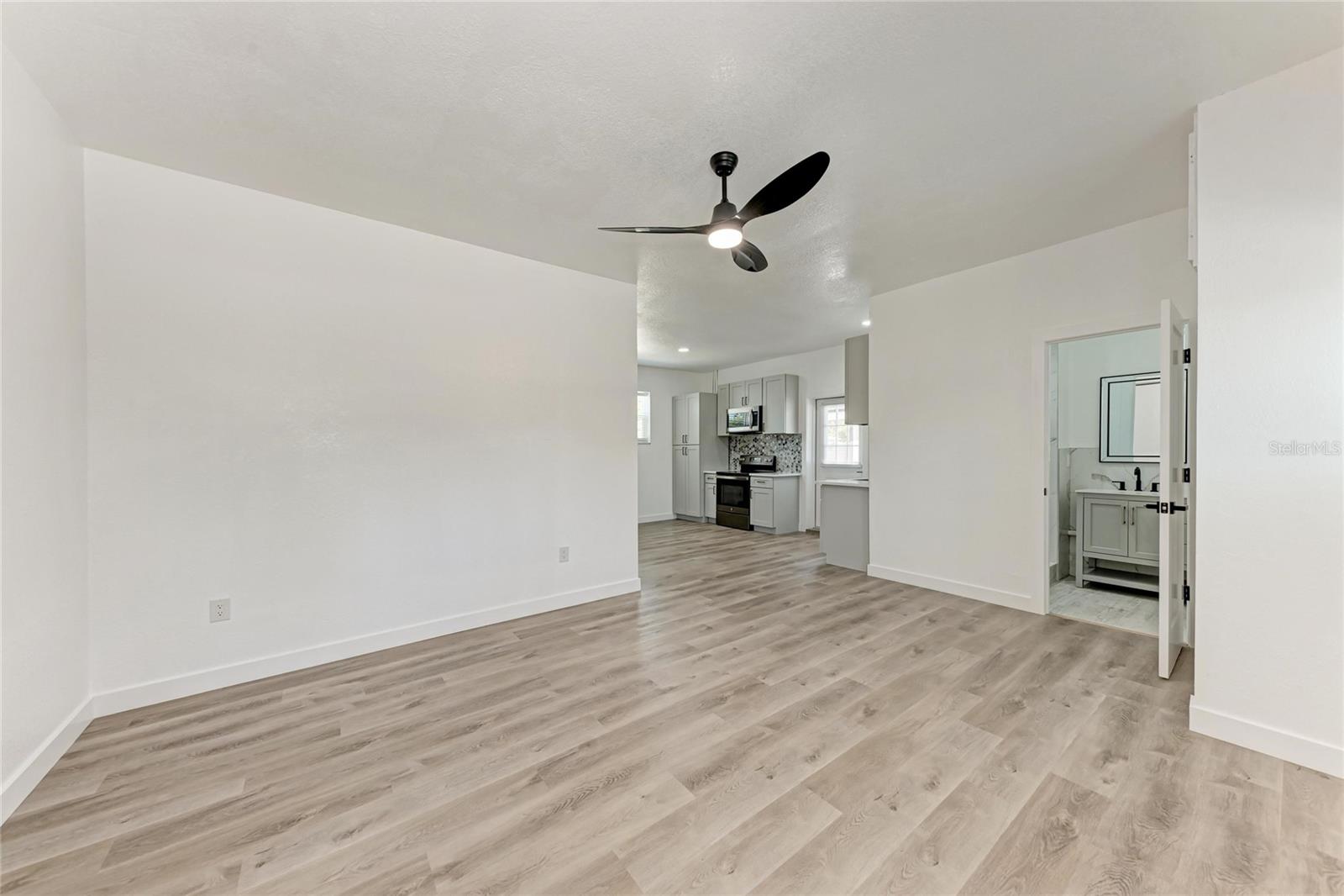 RIDGEWOOD - Residential