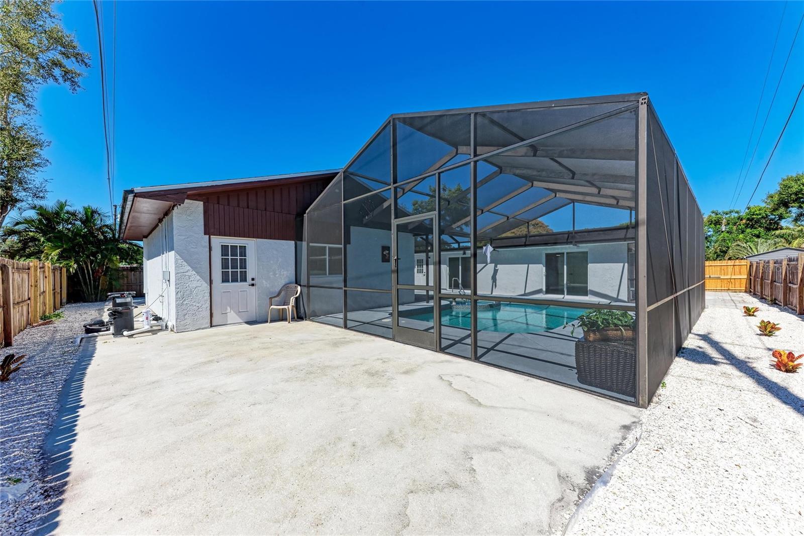 RIDGEWOOD - Residential