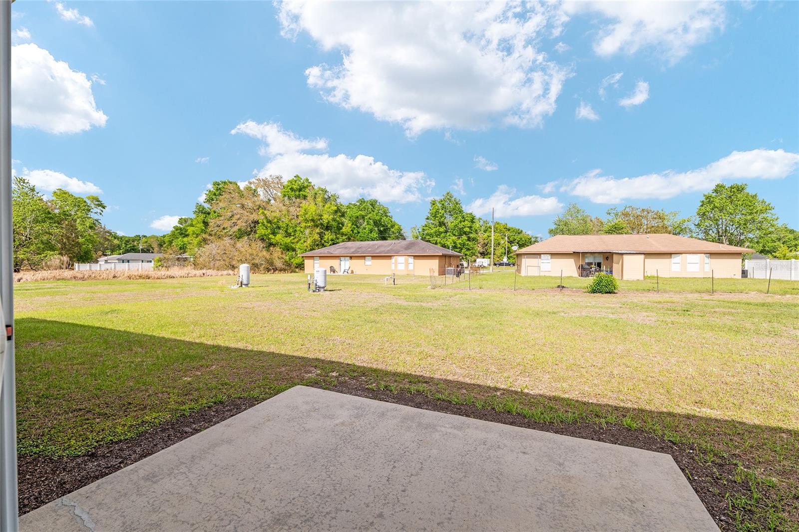 SILVER SPRINGS SHORES - Residential