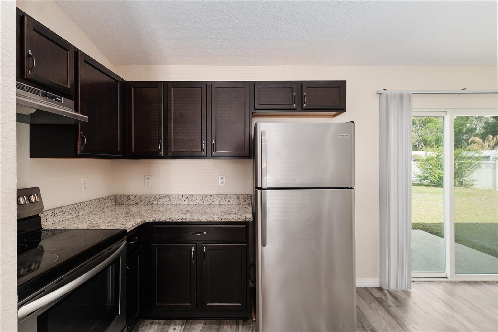 SILVER SPRINGS SHORES - Residential