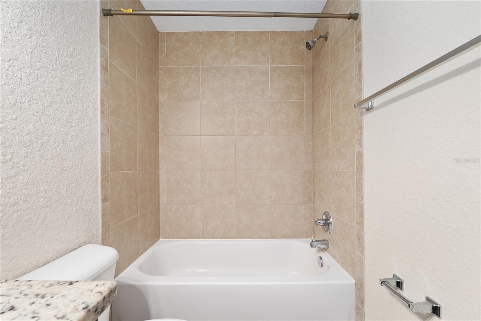 SILVER SPRINGS SHORES - Residential