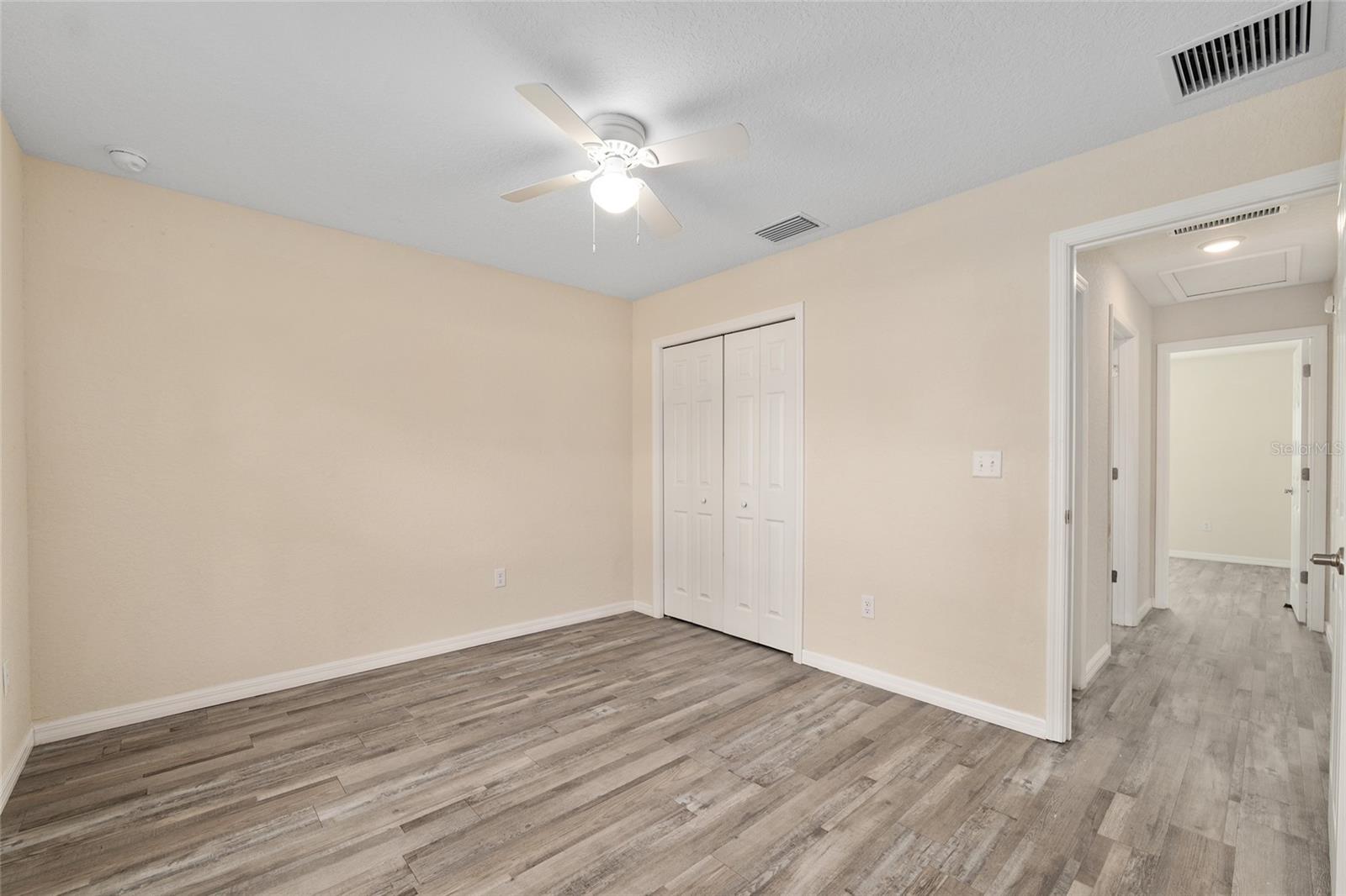 SILVER SPRINGS SHORES - Residential