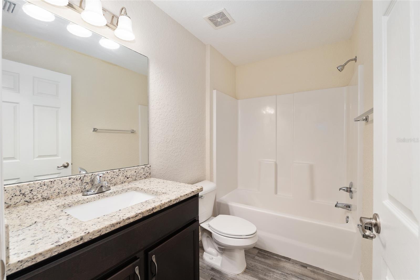 SILVER SPRINGS SHORES - Residential