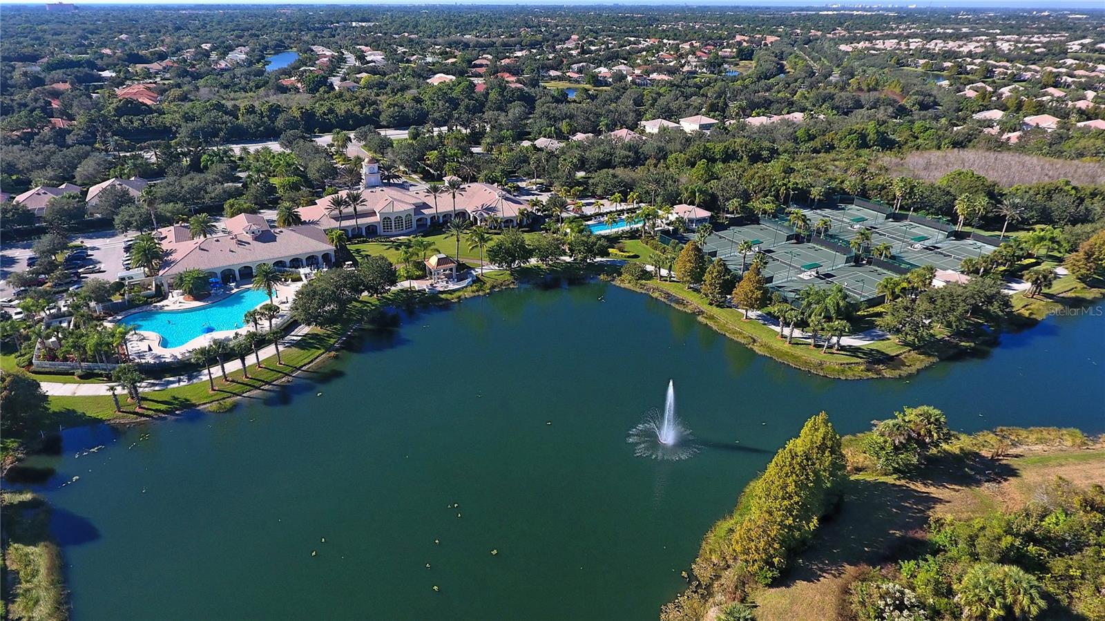VILLAGEWALK - Residential Lease