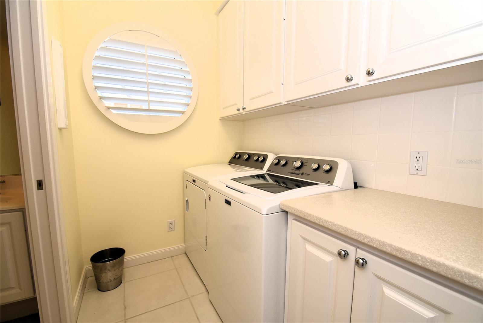 VILLAGEWALK - Residential Lease