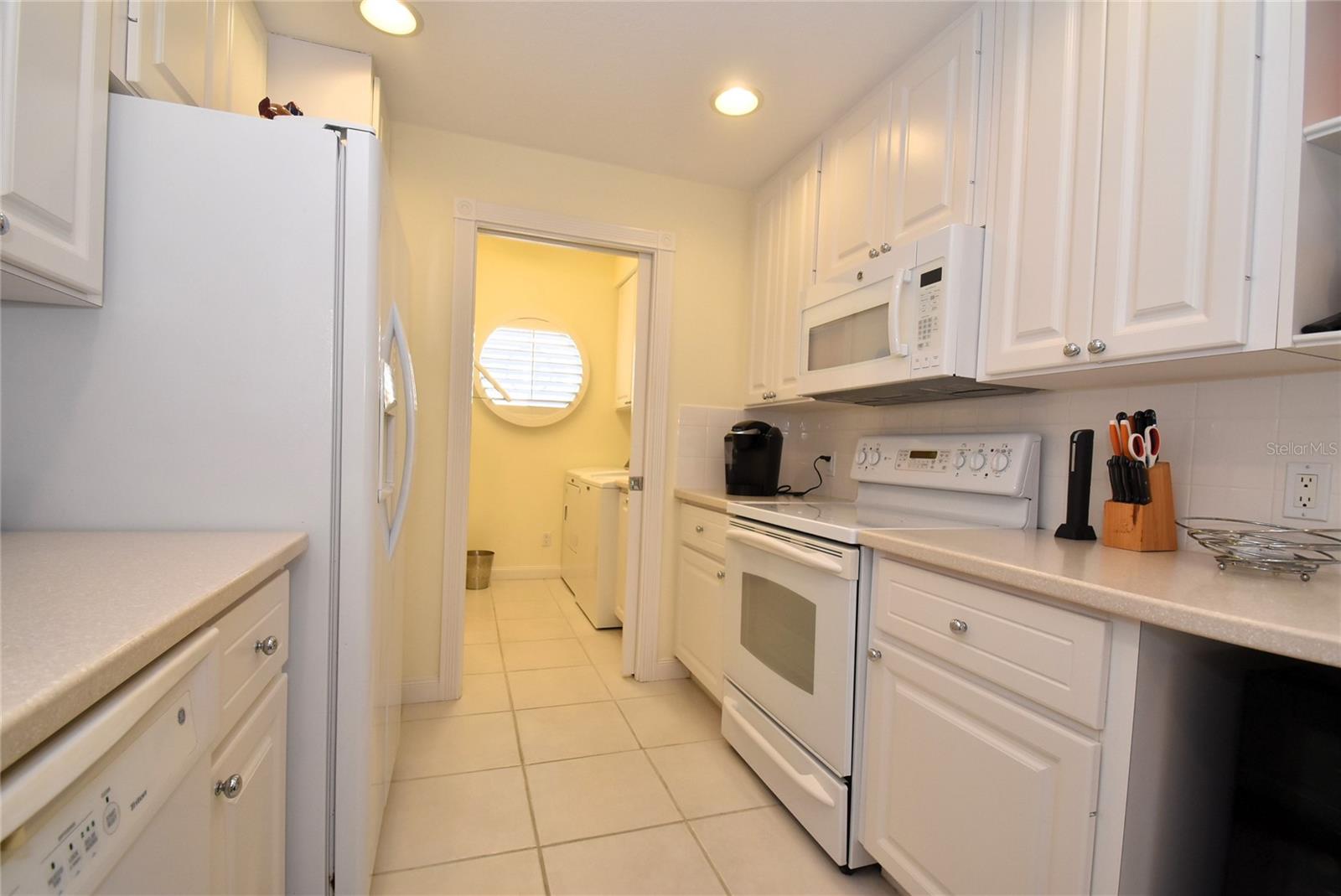 VILLAGEWALK - Residential Lease