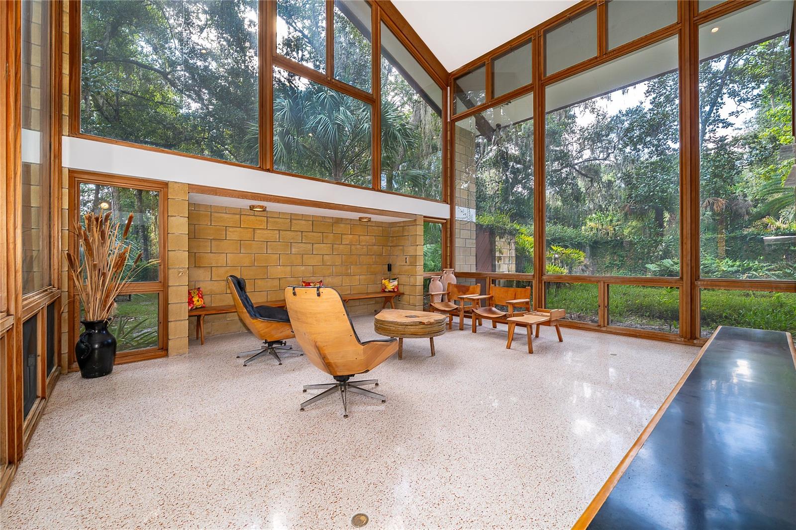291 MAPLE COURT