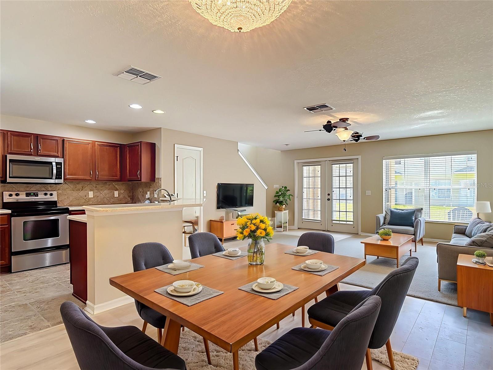 PALMETTO COVE - Residential