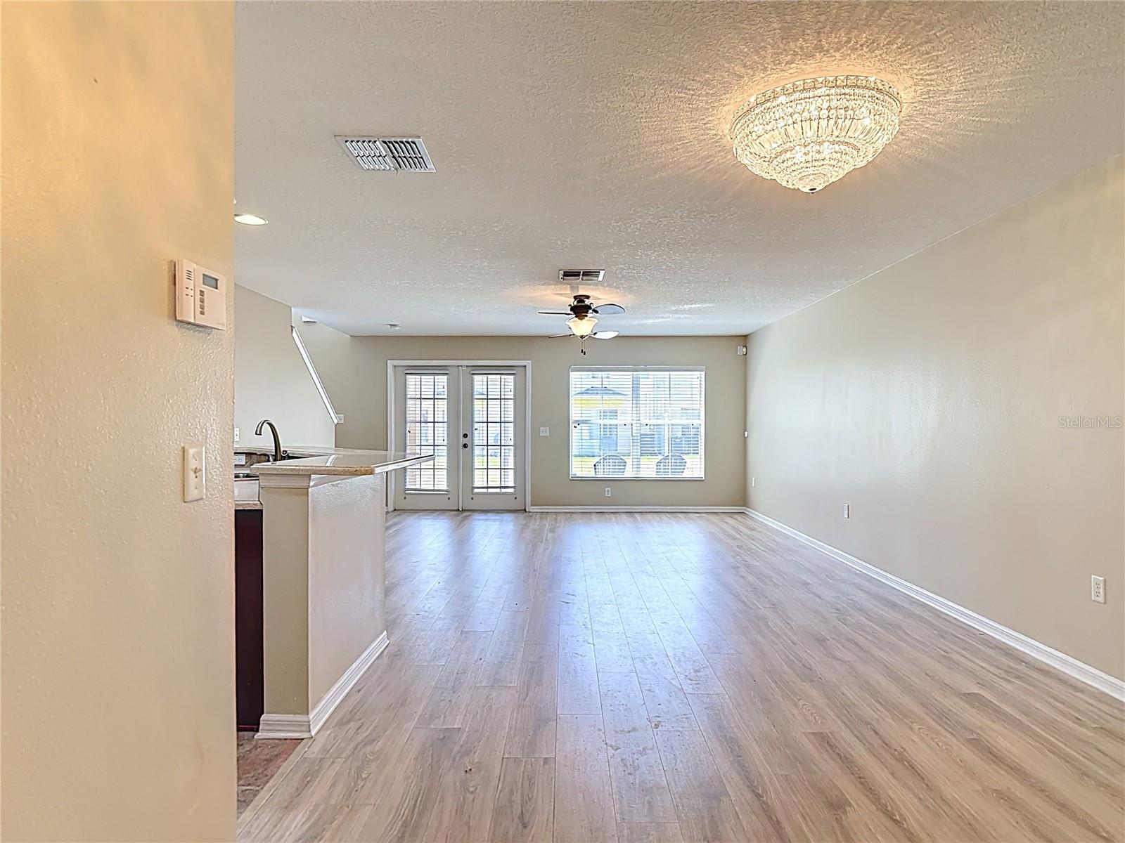 PALMETTO COVE - Residential