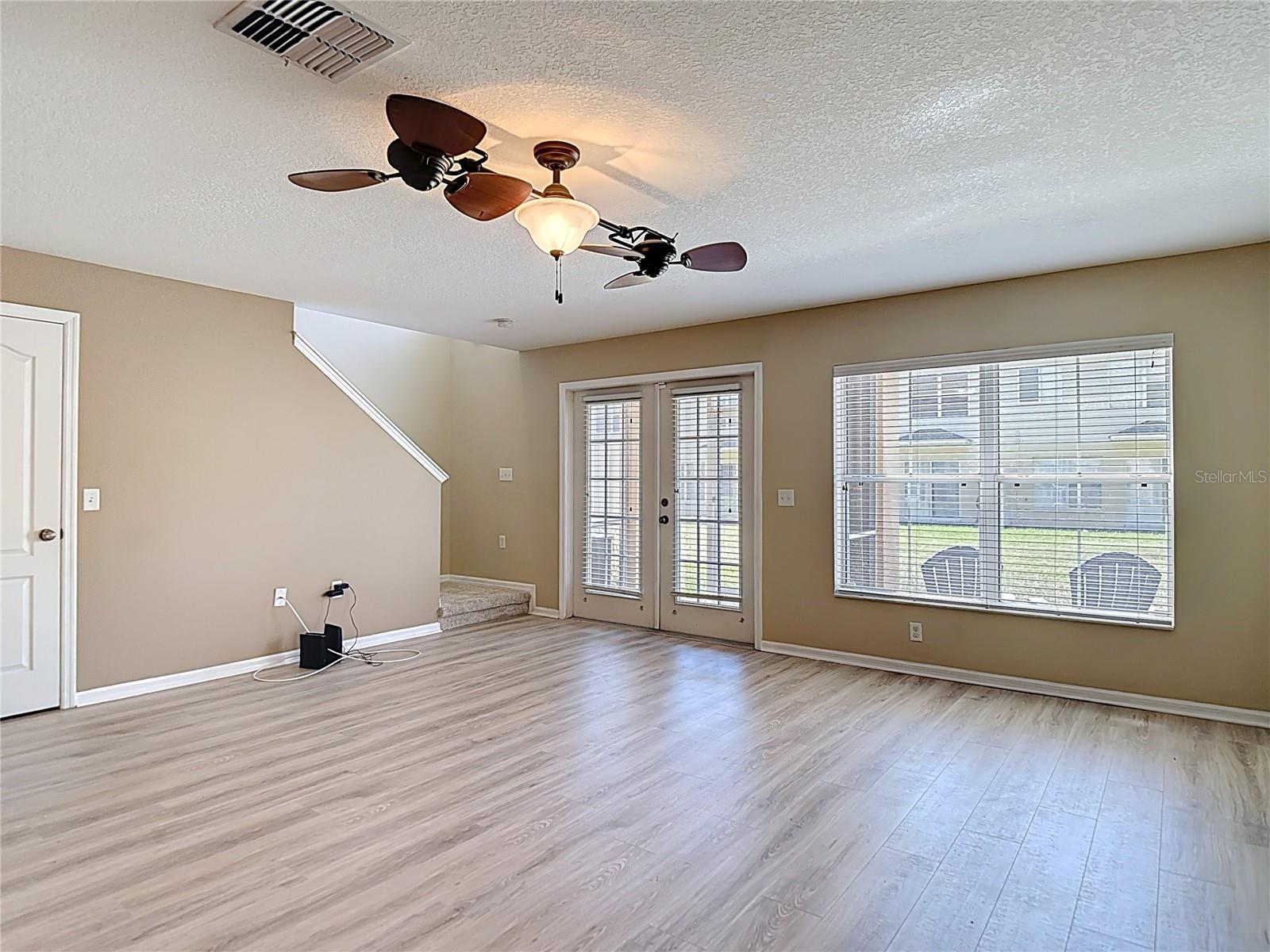 PALMETTO COVE - Residential